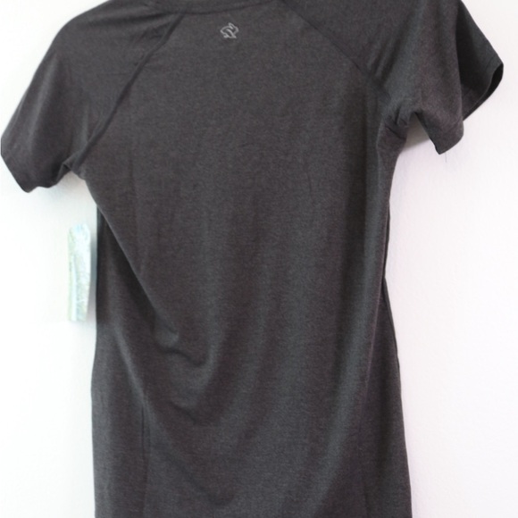 NWT Run In Rabbit Womens XS Black Charcoal EZ Tee Tshirt Top Shirt Short Sleeve - Picture 10 of 10